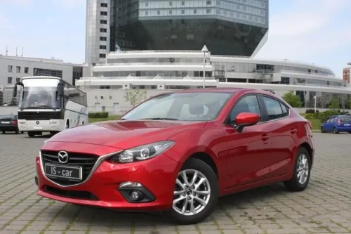 Mazda 3 - Прокат авто на сутки без водителя