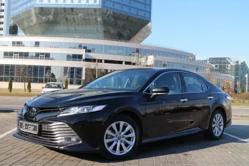 Toyota Camry 2019 - прокат авто на сутки без водителя