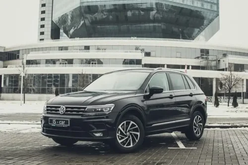 Volkswagen Tiguan - прокат авто на сутки без водителя