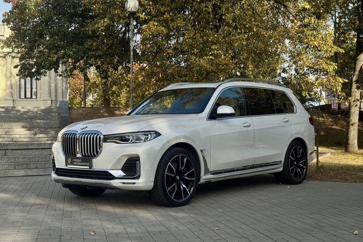 BMW X7, 2021г