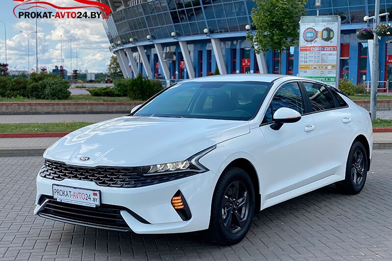 Kia K5 III 2021
