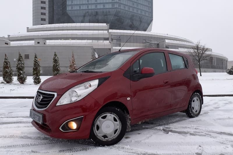 Chevrolet Spark (R2 Red)