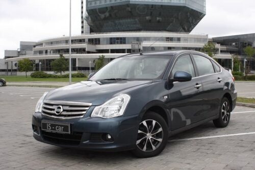 Nissan Almera