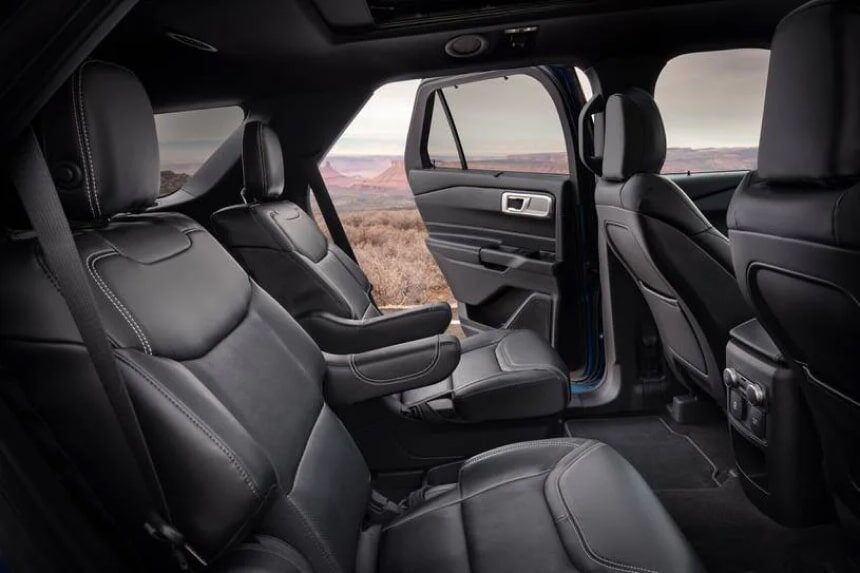 Ford Explorer XLT, 2021г