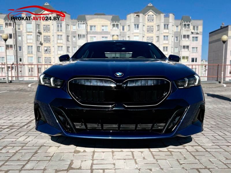 BMW G60 2025
