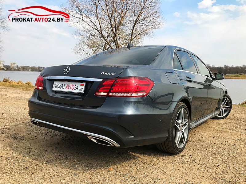 Mercedes E250D 4matic 2015