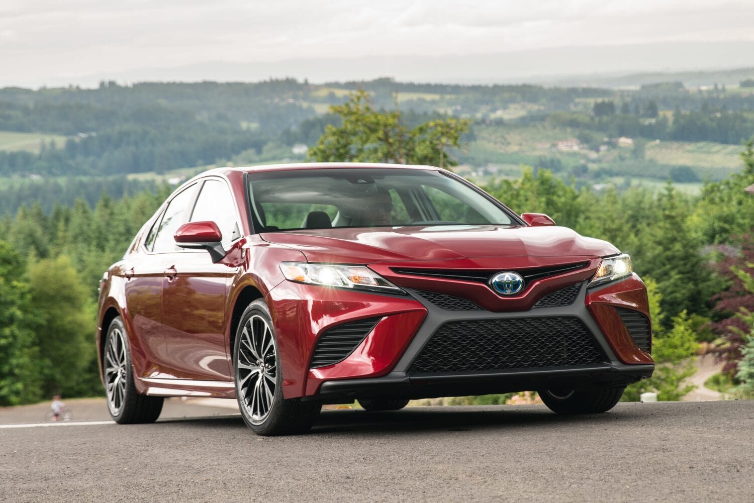 Toyota Camry, 2021г