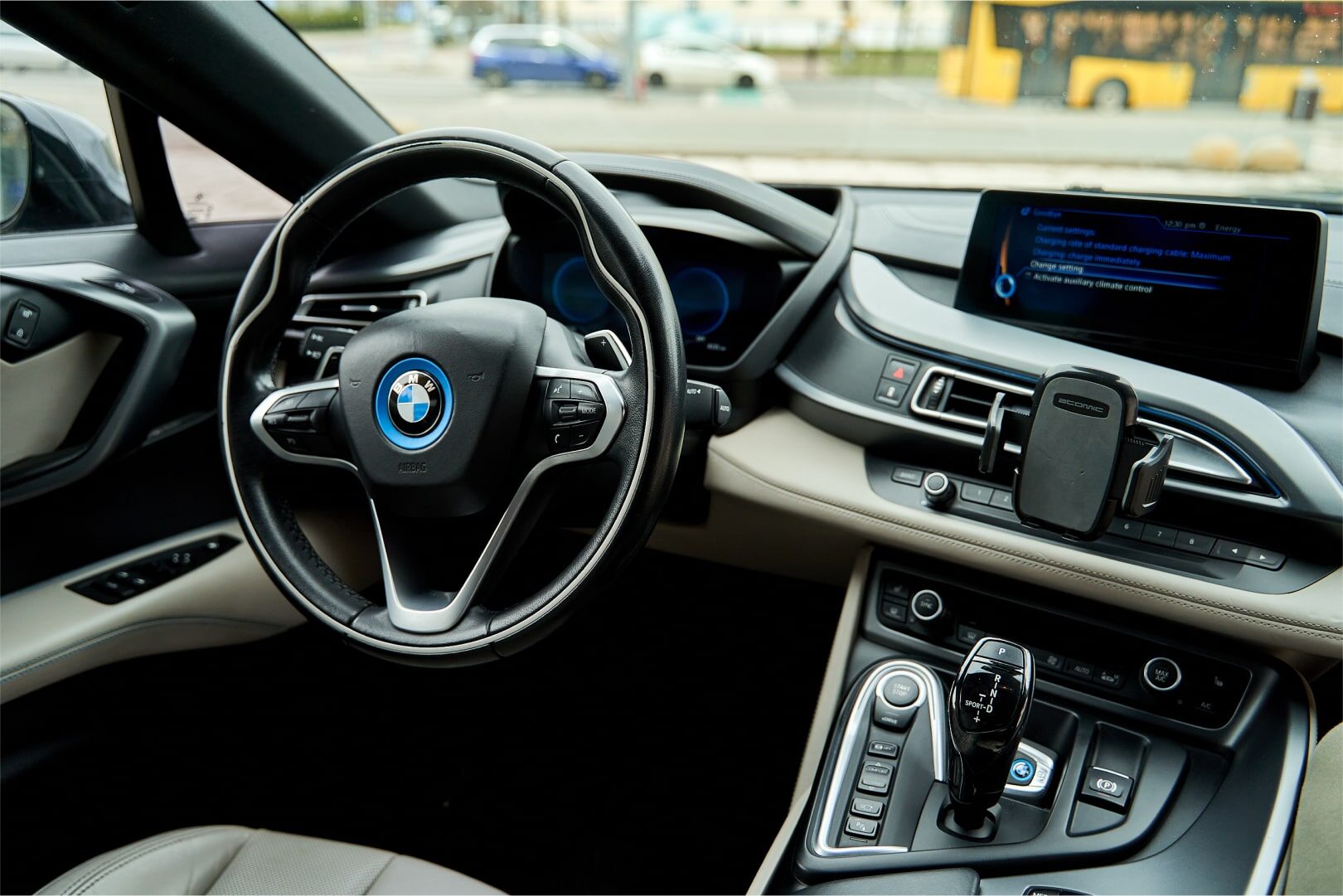 BMW i8, 2017г
