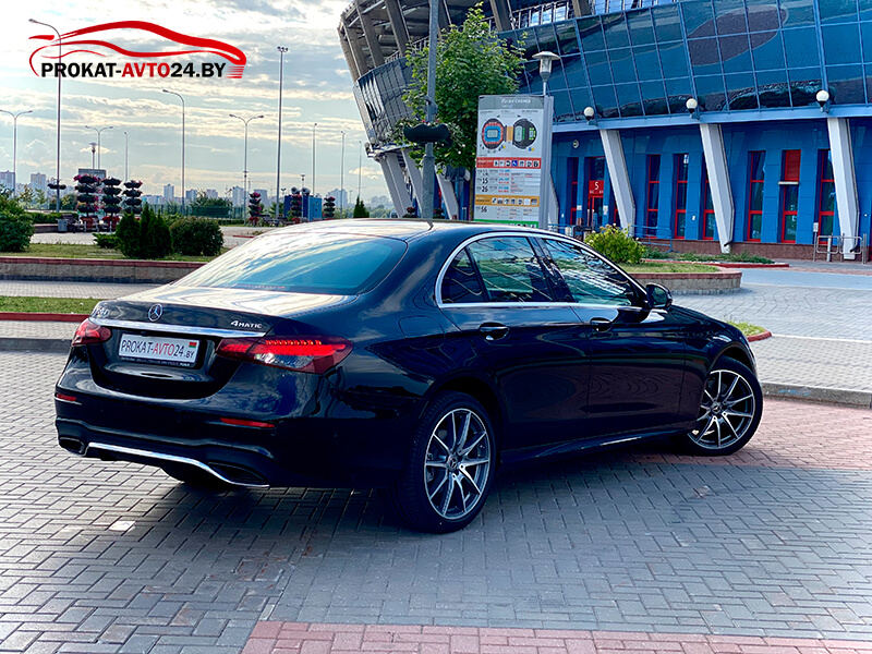 Mercedes-Benz E-Class W213 220 d 4MATIC 2021