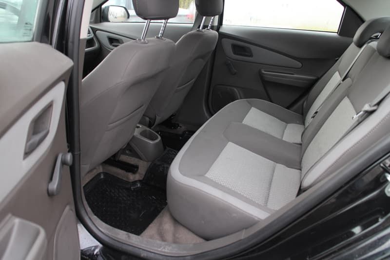 Chevrolet Cobalt (Ravon R4 Black)