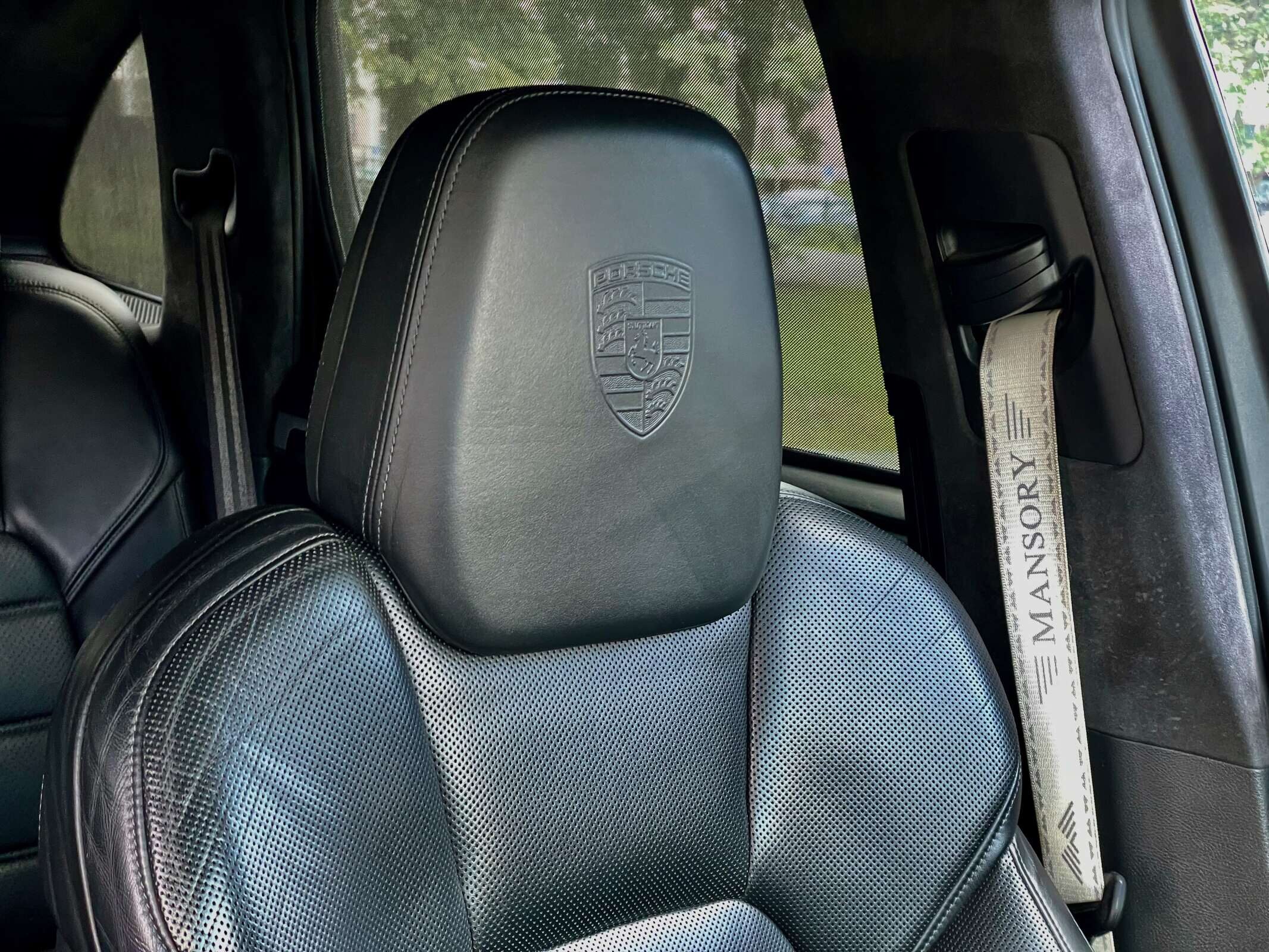 Porsche Cayenne Turbo, 2010г