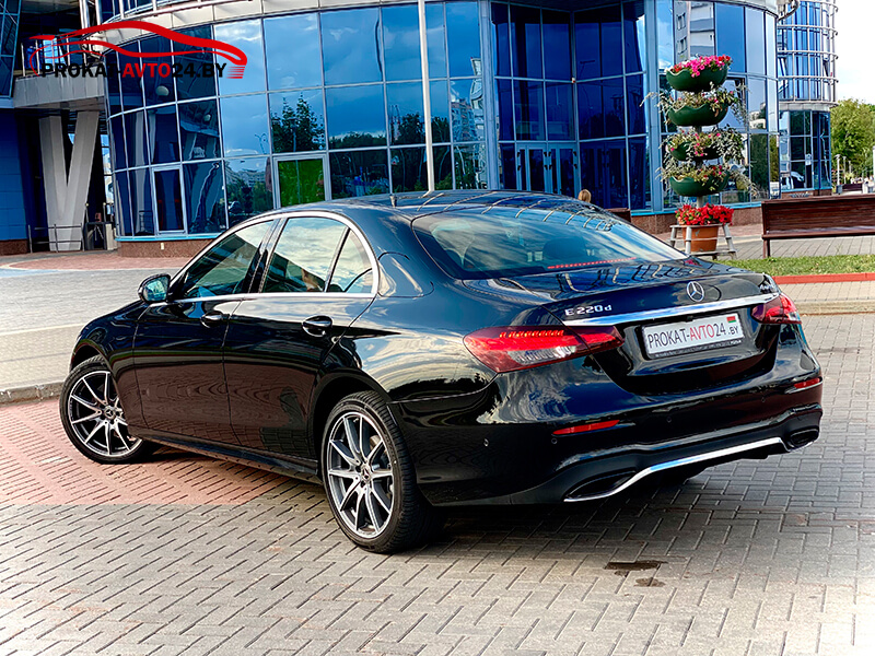 Mercedes-Benz E-Class W213 220 d 4MATIC 2021