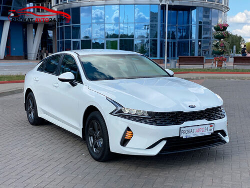 Kia K5 III 2021