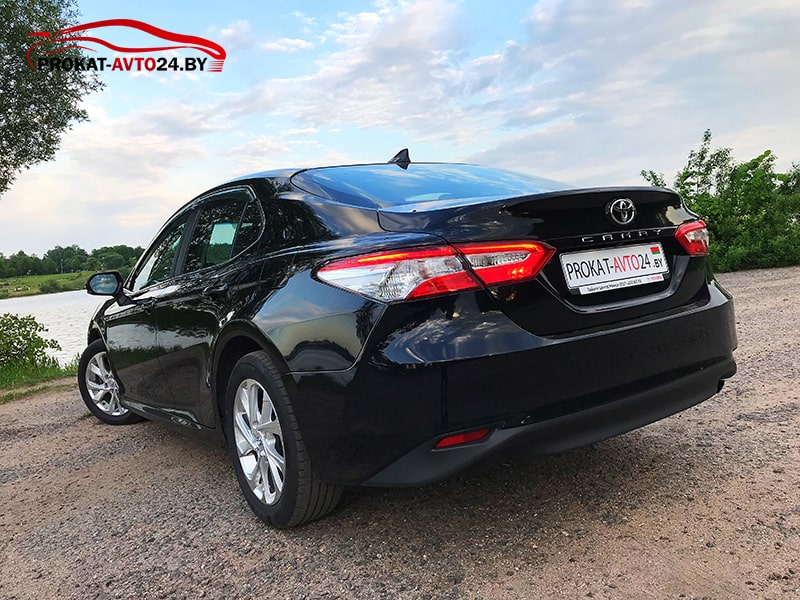 Toyota Camry 2019