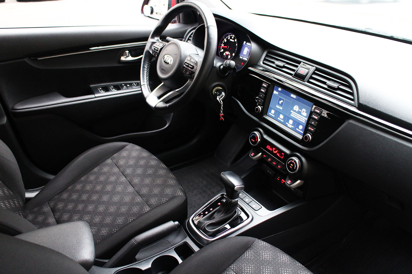 Kia Rio X-line Red