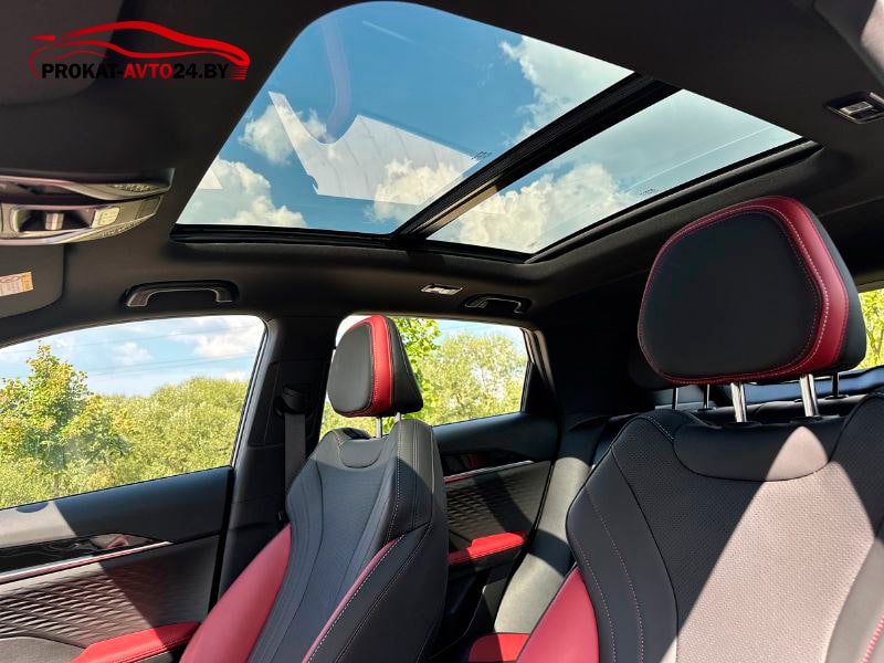 Geely Coolray 2024