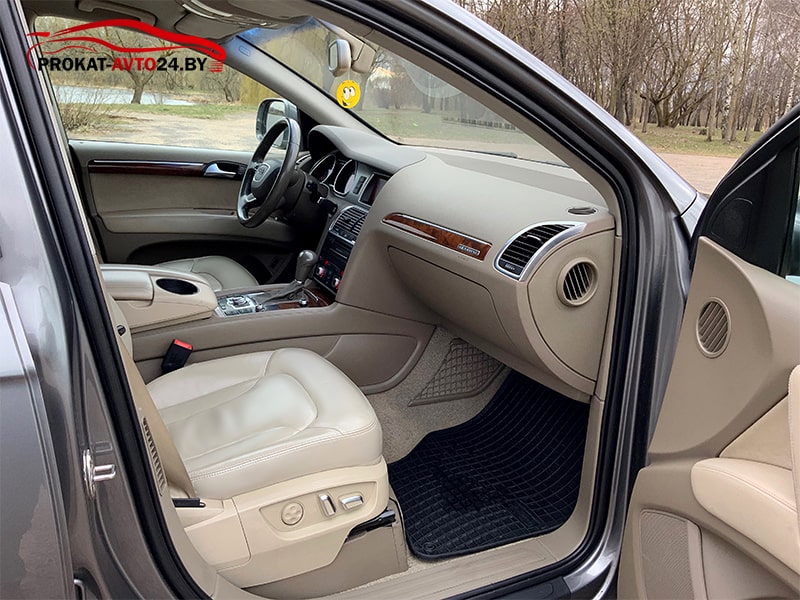 Audi Q7 2012