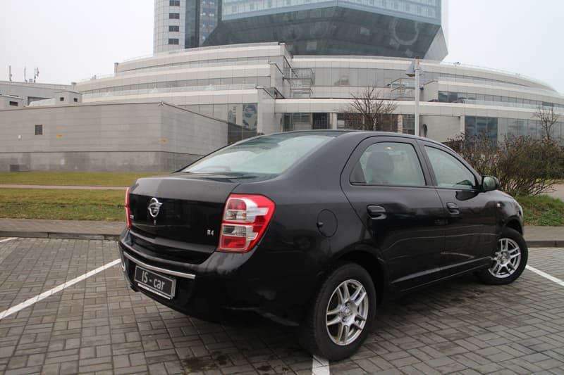 Chevrolet Cobalt (Ravon R4 Black)