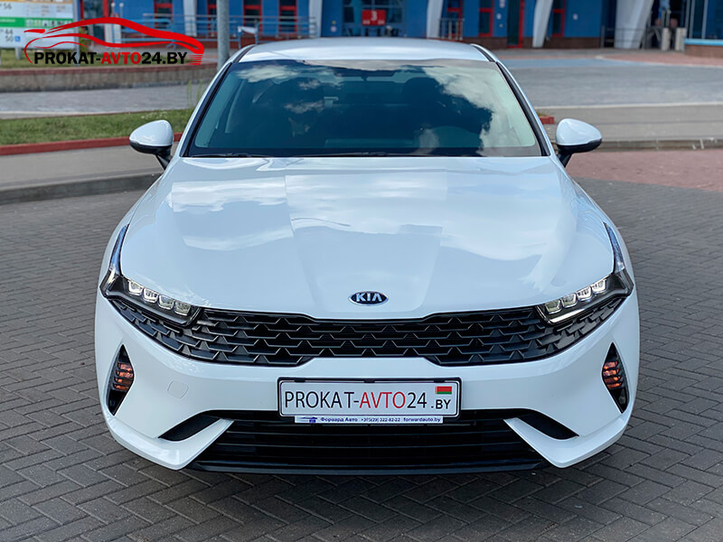 Kia K5 III 2021