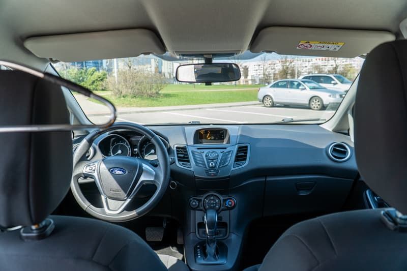 Ford Fiesta Sedan