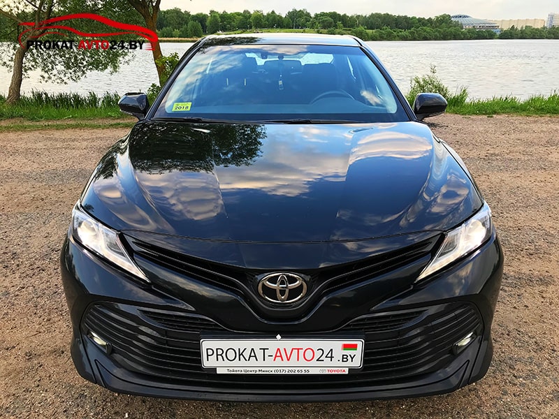 Toyota Camry 2019