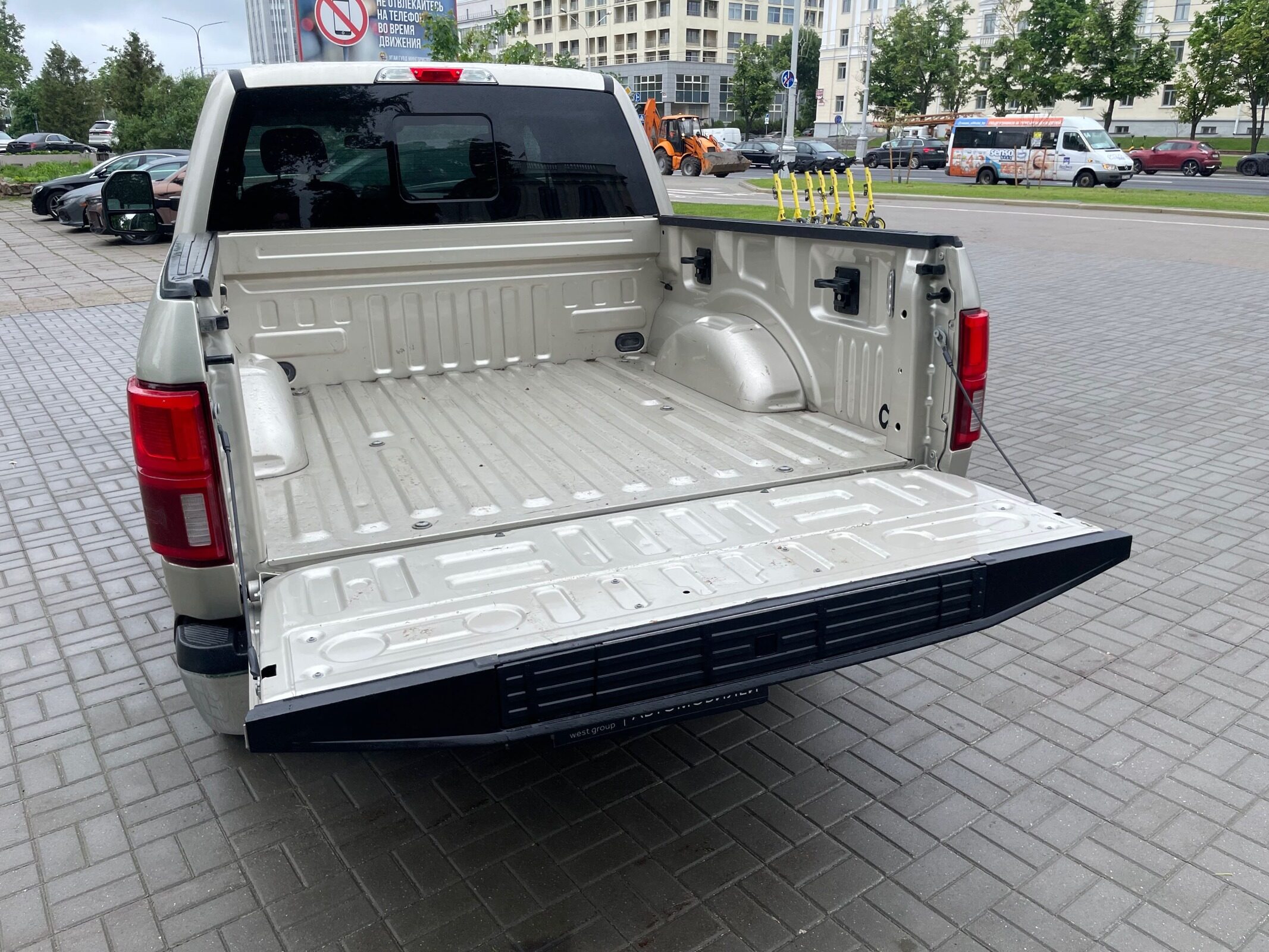 Ford F-150 pickup, 2019г