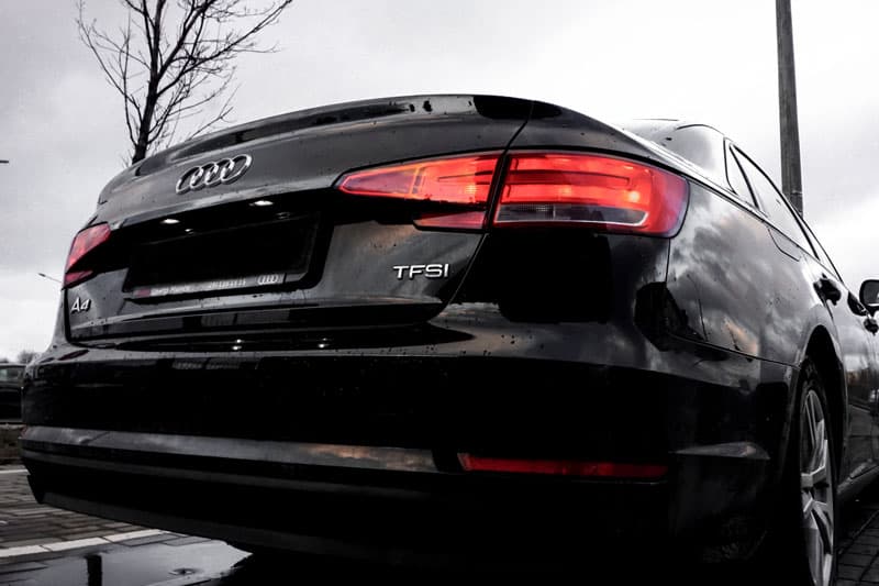 AUDI A4 B9