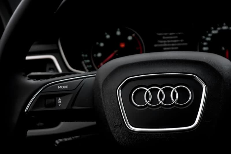 AUDI A4 B9