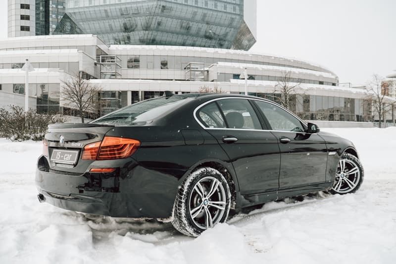 BMW 528i