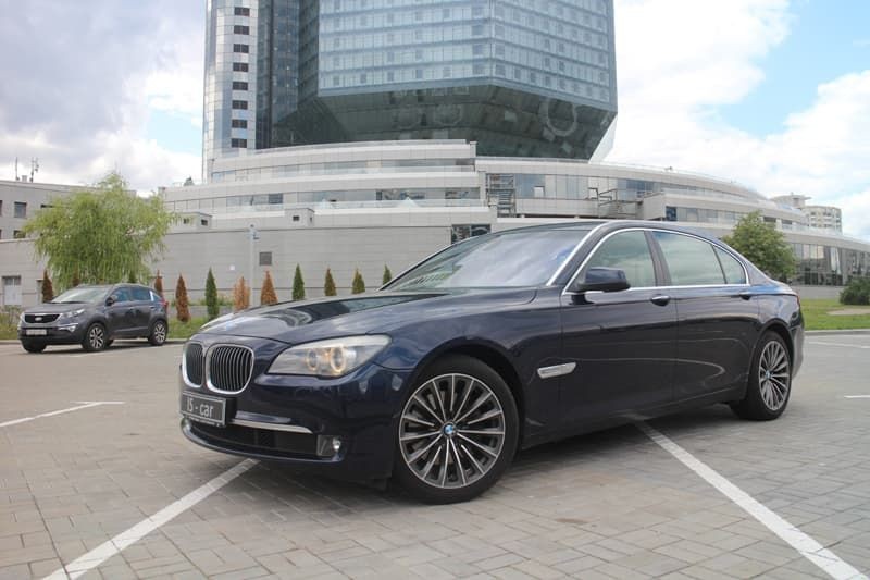 BMW 730