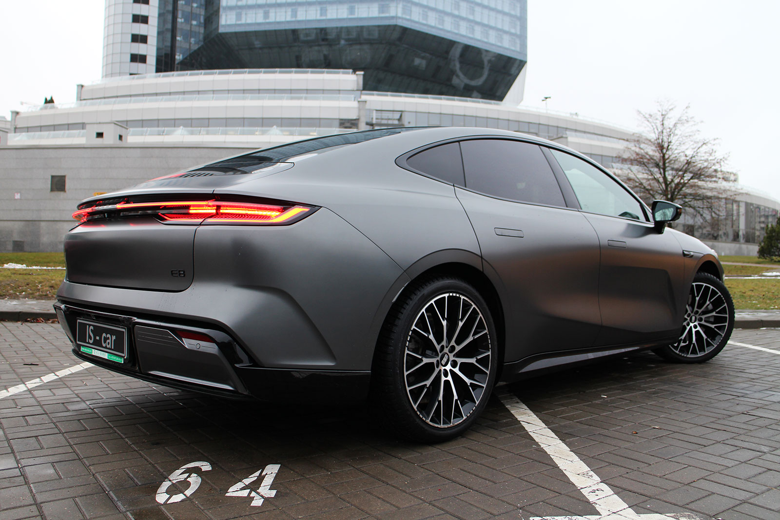 Geely Galaxy E8