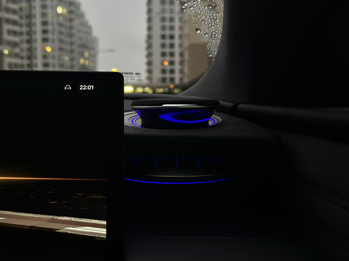Geely Galaxy E8