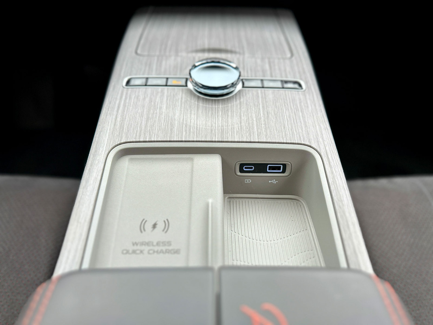 Geely Galaxy E8