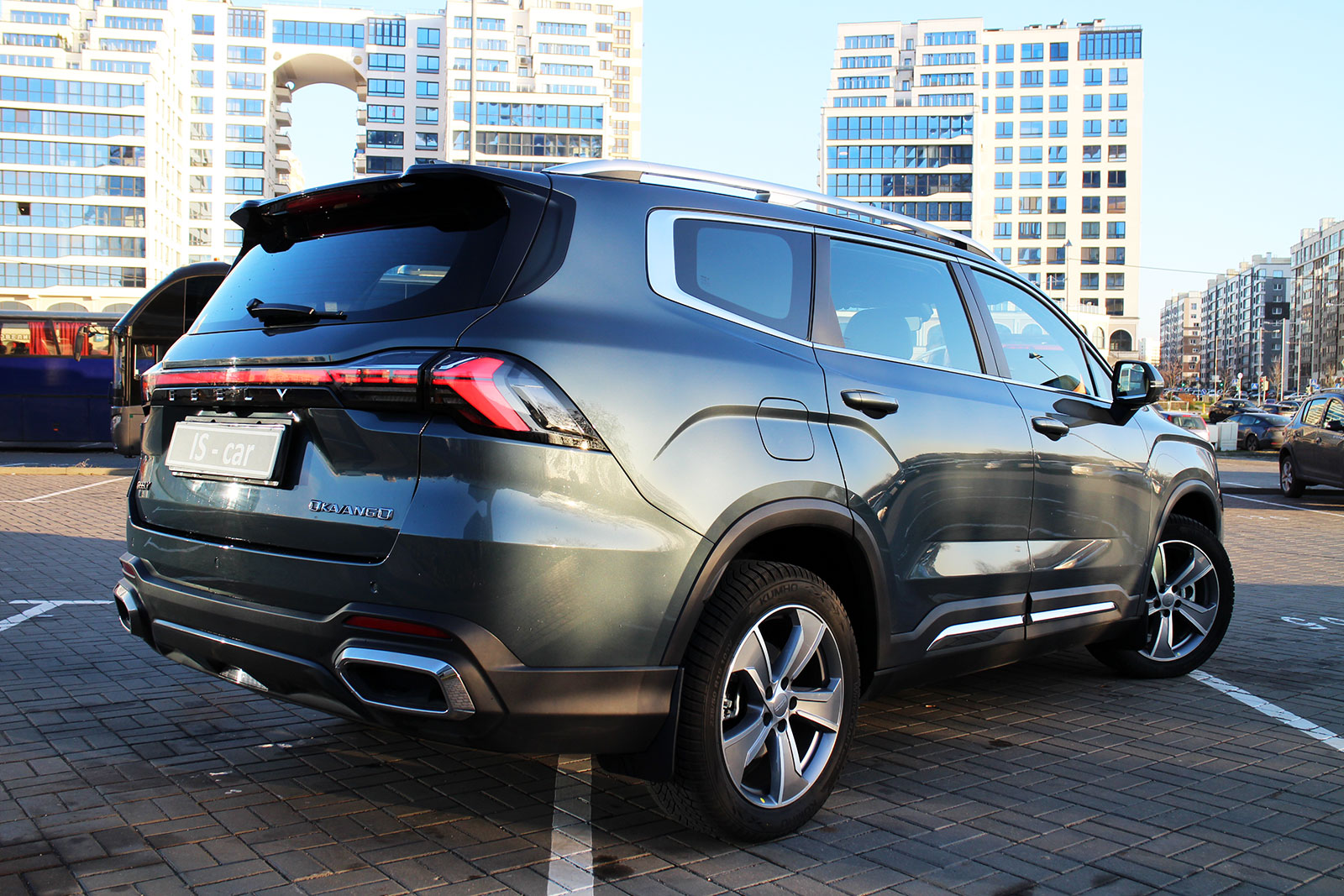 Geely Okavango