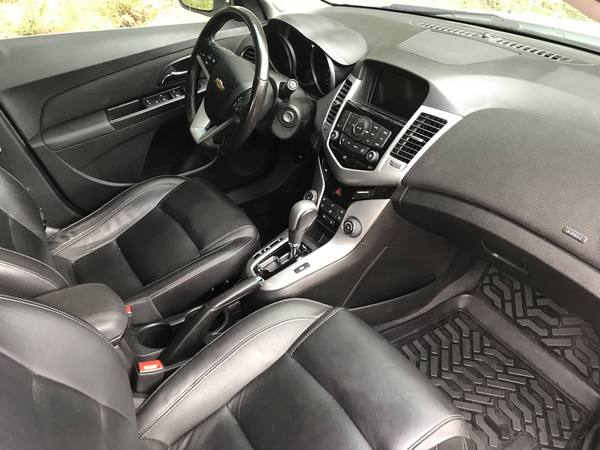 Chevrolet Cruze AT Белый