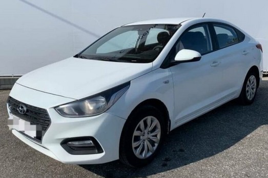 Hyundai Solaris (Accent) AT белый 2018