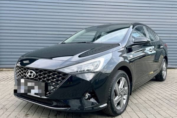 Hyundai Solaris (Accent) AT металлик