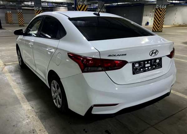 Hyundai Solaris (Accent) AT