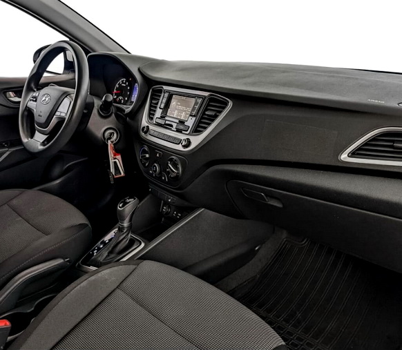 Hyundai Solaris (Accent) AT