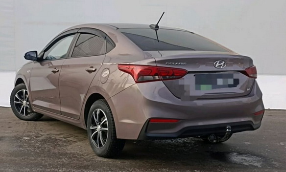 Hyundai Solaris АТ коричневый