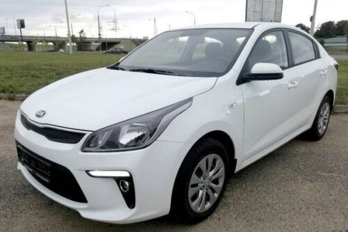 Kia Rio IV AT белый