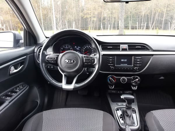 Kia Rio IV AT металлик