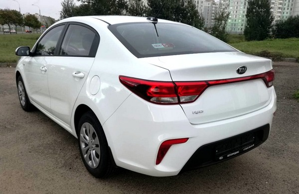 Kia Rio IV AT