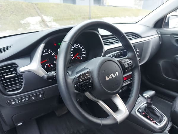 Kia Rio AT