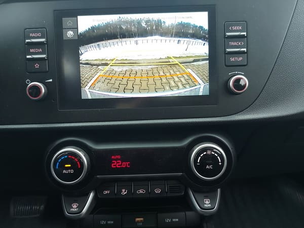 Kia Rio AT