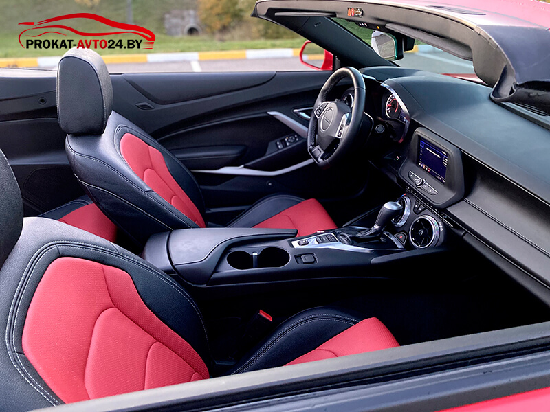 Chevrolet Camaro 2021 кабриолет