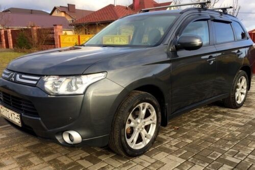Mitsubishi Outlander AT 4x4