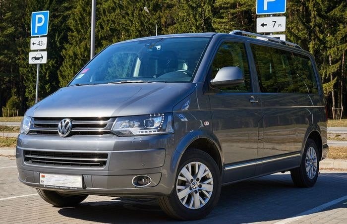 Volkswagen Multivan V AT