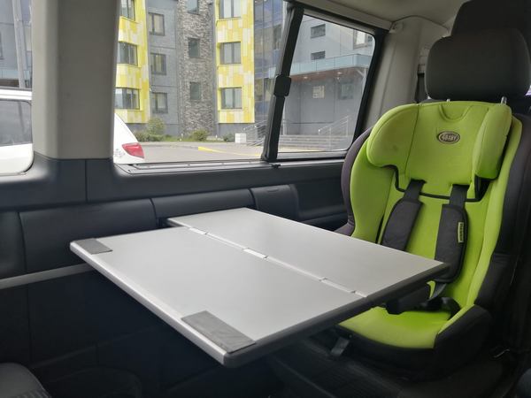 Volkswagen Multivan V AT