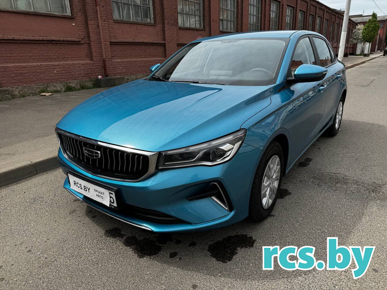 Geely Emgrand 2023